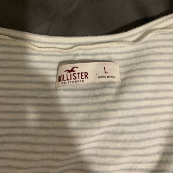 Hollister California Short Sleeve Crop Top - Picture 2 of 3
